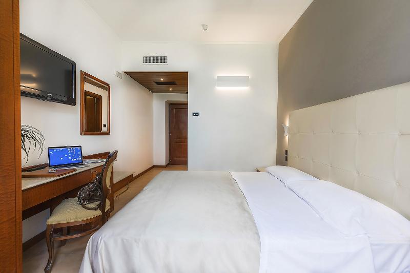 Grand Hotel Telese Екстер'єр фото